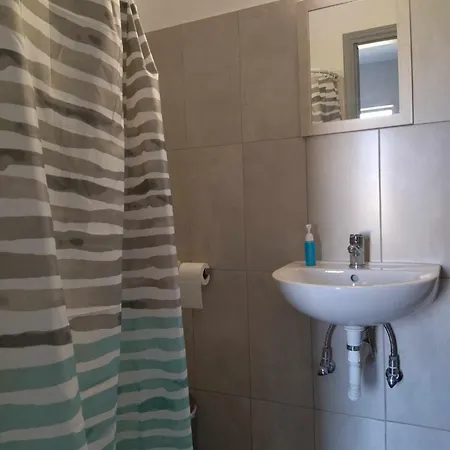 شقة Cosy Living 6 *
